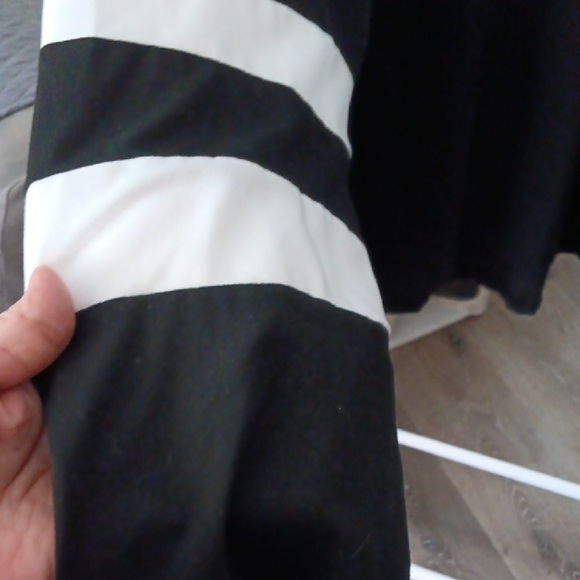 Faded Glory Teal and SHEIN Black Blouses Set - Picture 8 of 9